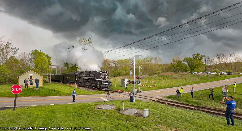 NKP 765 is set to cross Vaughn Rd.